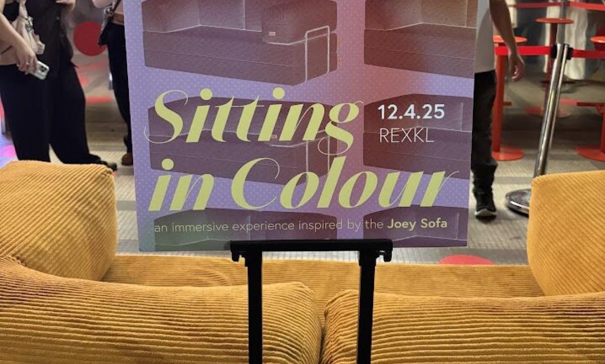 Sitting in Colour: Immersive Art by Joey Sofa and Rexperience!